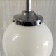 Suspension métal chromé et globe opaline blanc, années 50/60