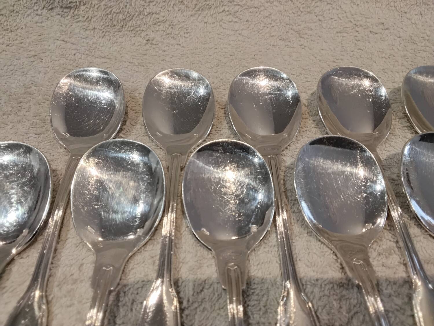 12 silver-plated metal ice scoops by silversmith Ravinet Denfert with nets