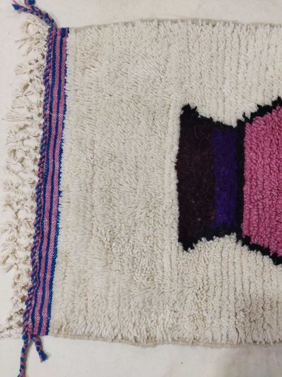 Moroccan berbere carpet 175x66cm