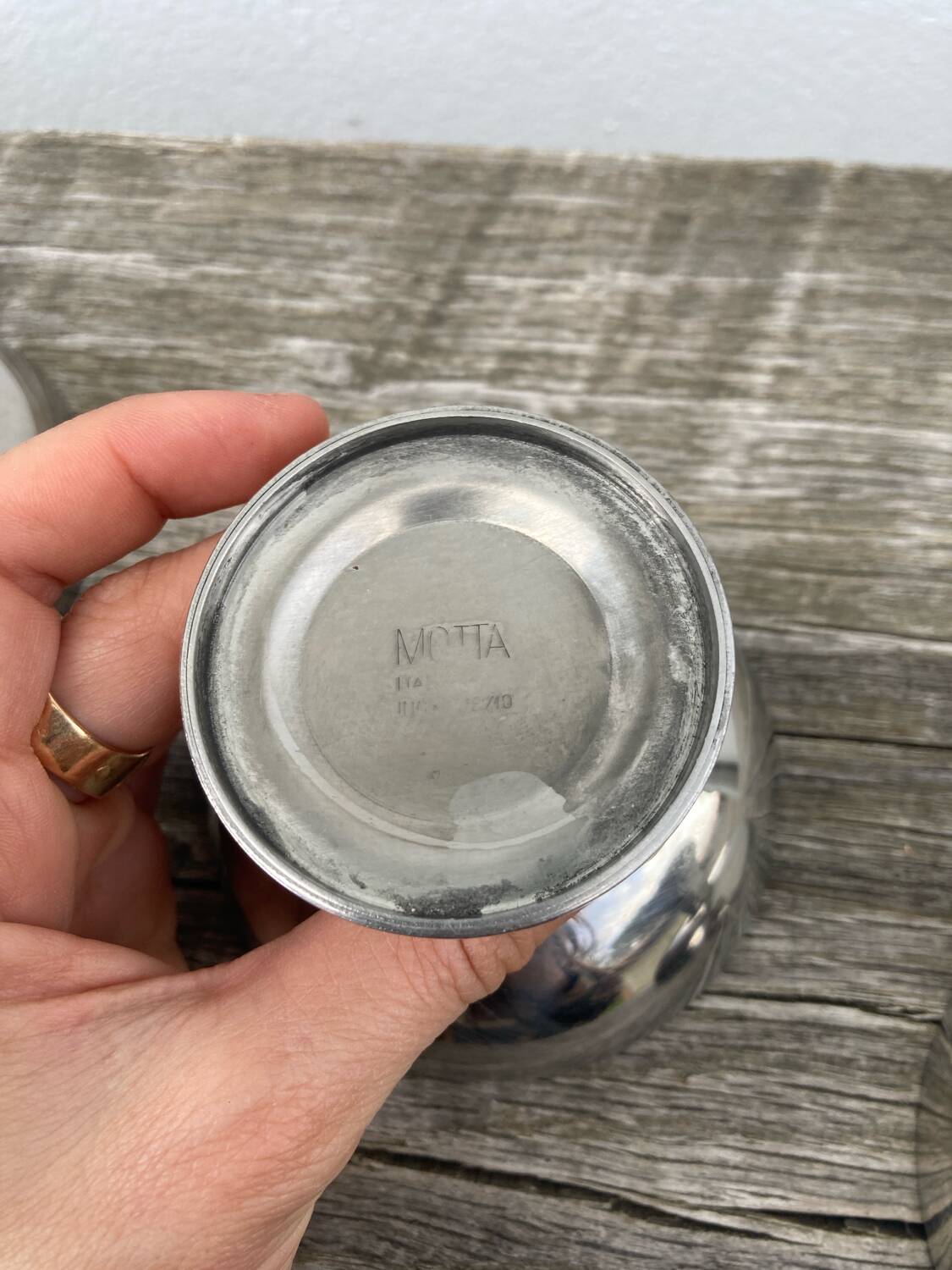 6 Italian stainless steel bowls