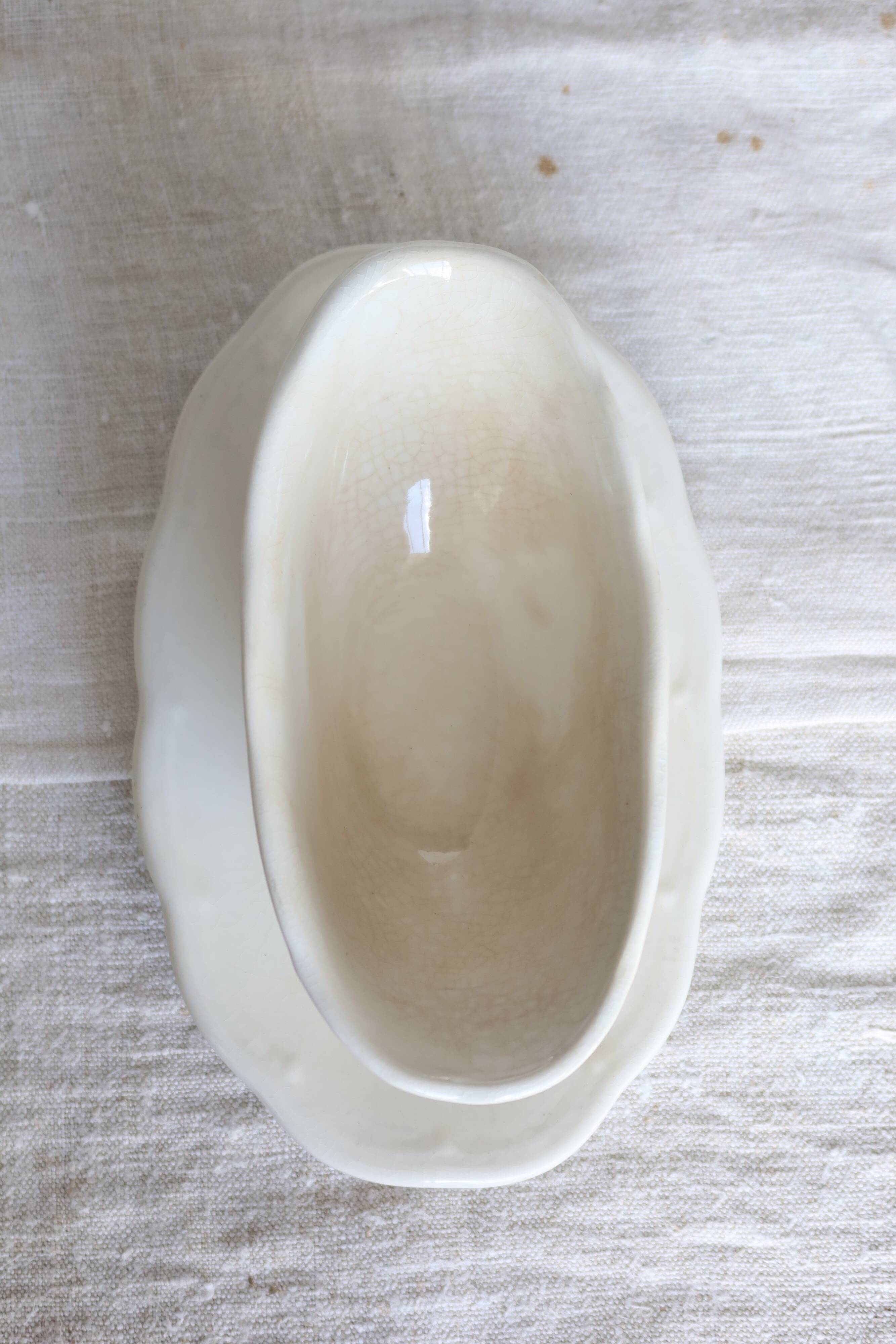 Vintage blue and white earthenware sauceboat – Boch La Louvière