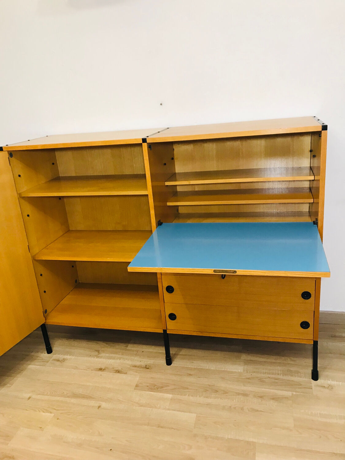 Office secretary A.R.P. Minvielle edition