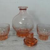 Pink glass carafe with 2 glasses