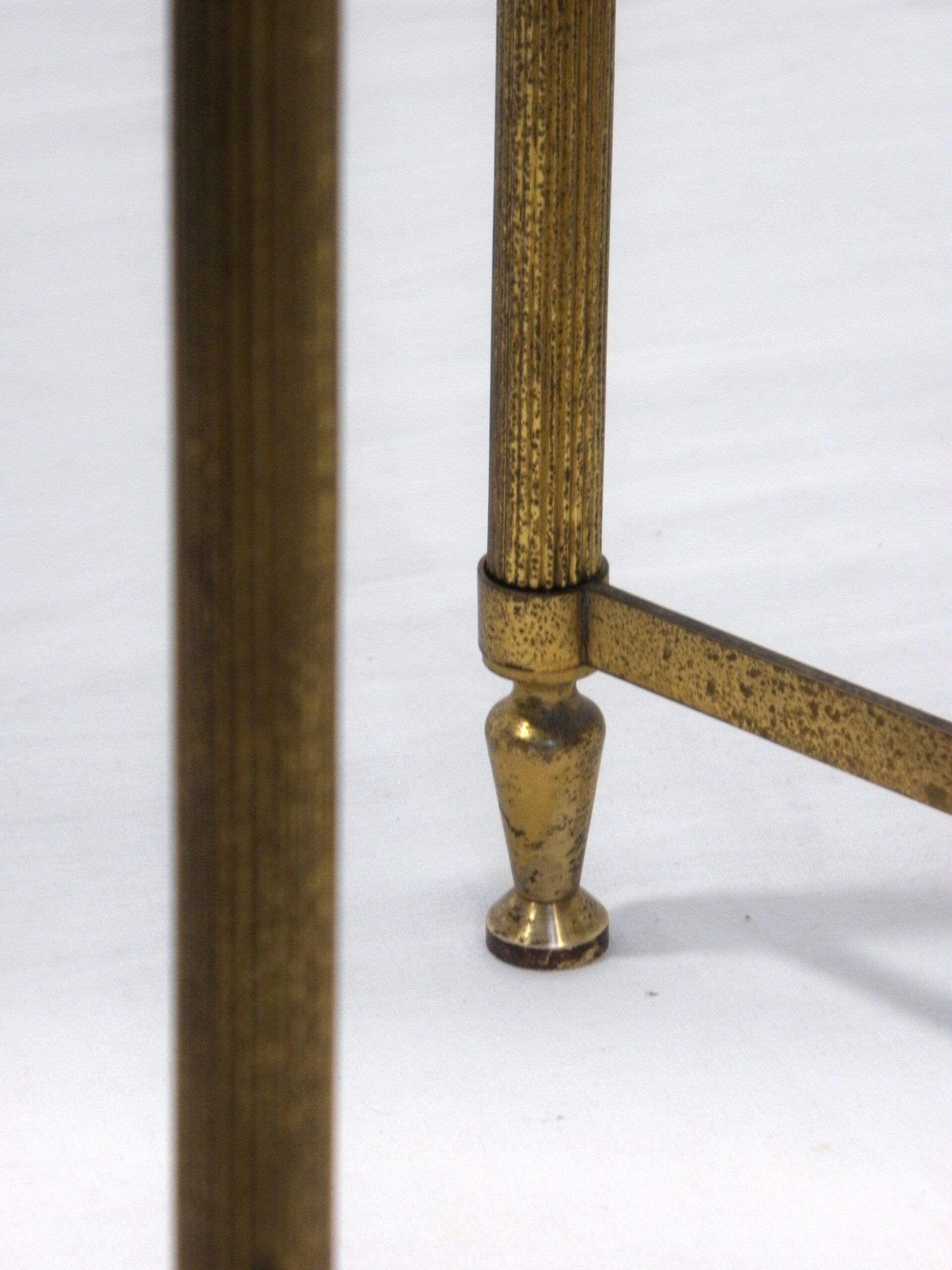 Coffee table marble and gold metal