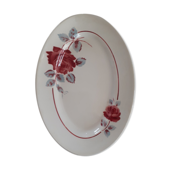 Oval dish in earthenware, white background, red flowers Badonviller "Monique"