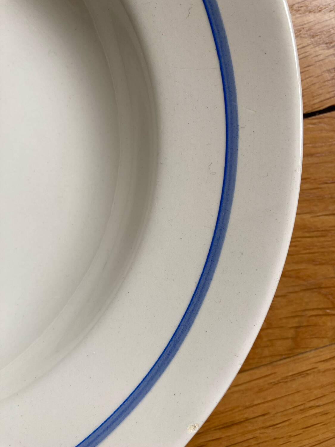 6 assiettes creuses Niderviller à décor de fleurs bleues