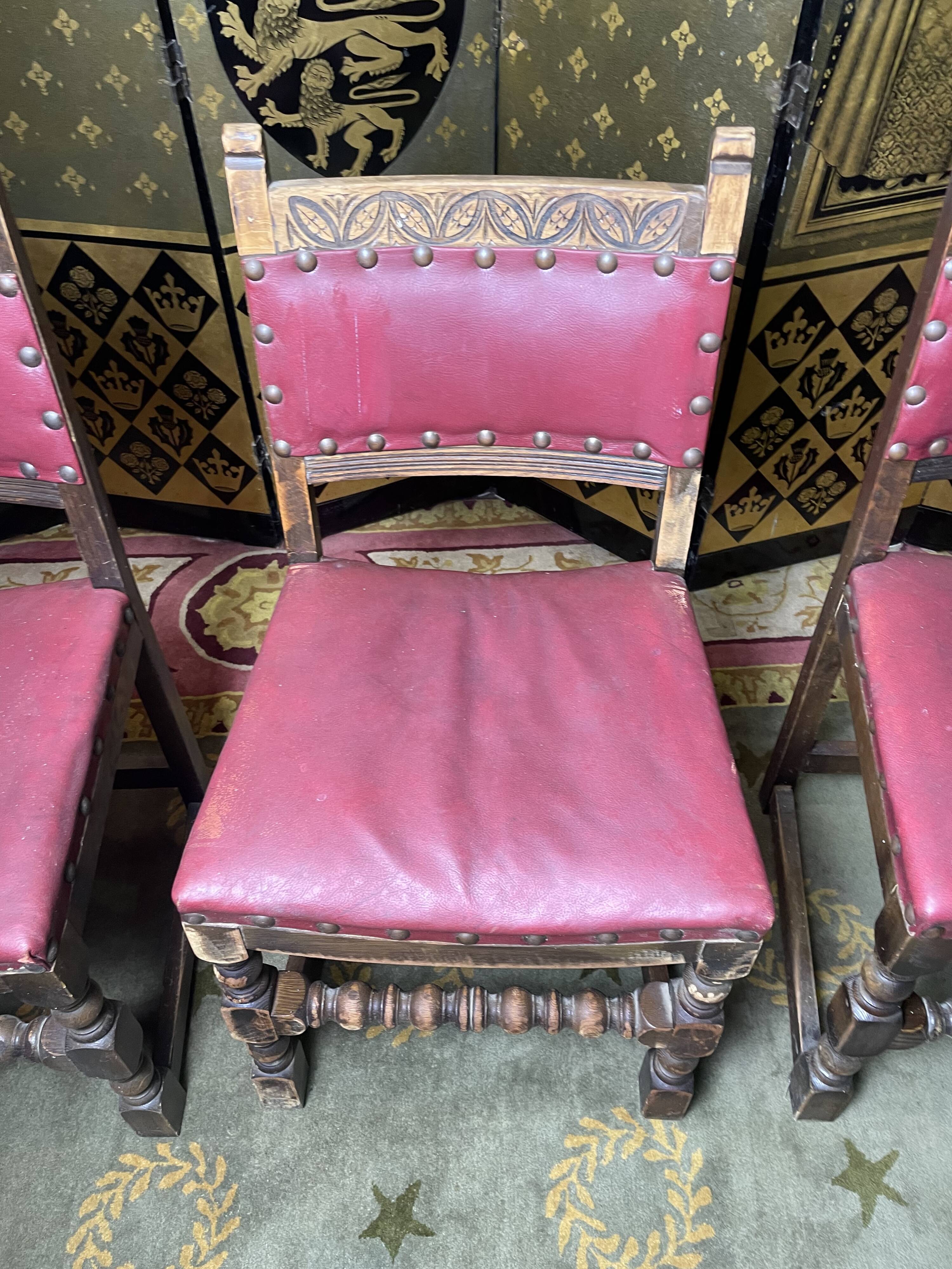 Suite 4 chairs in oak and red leather