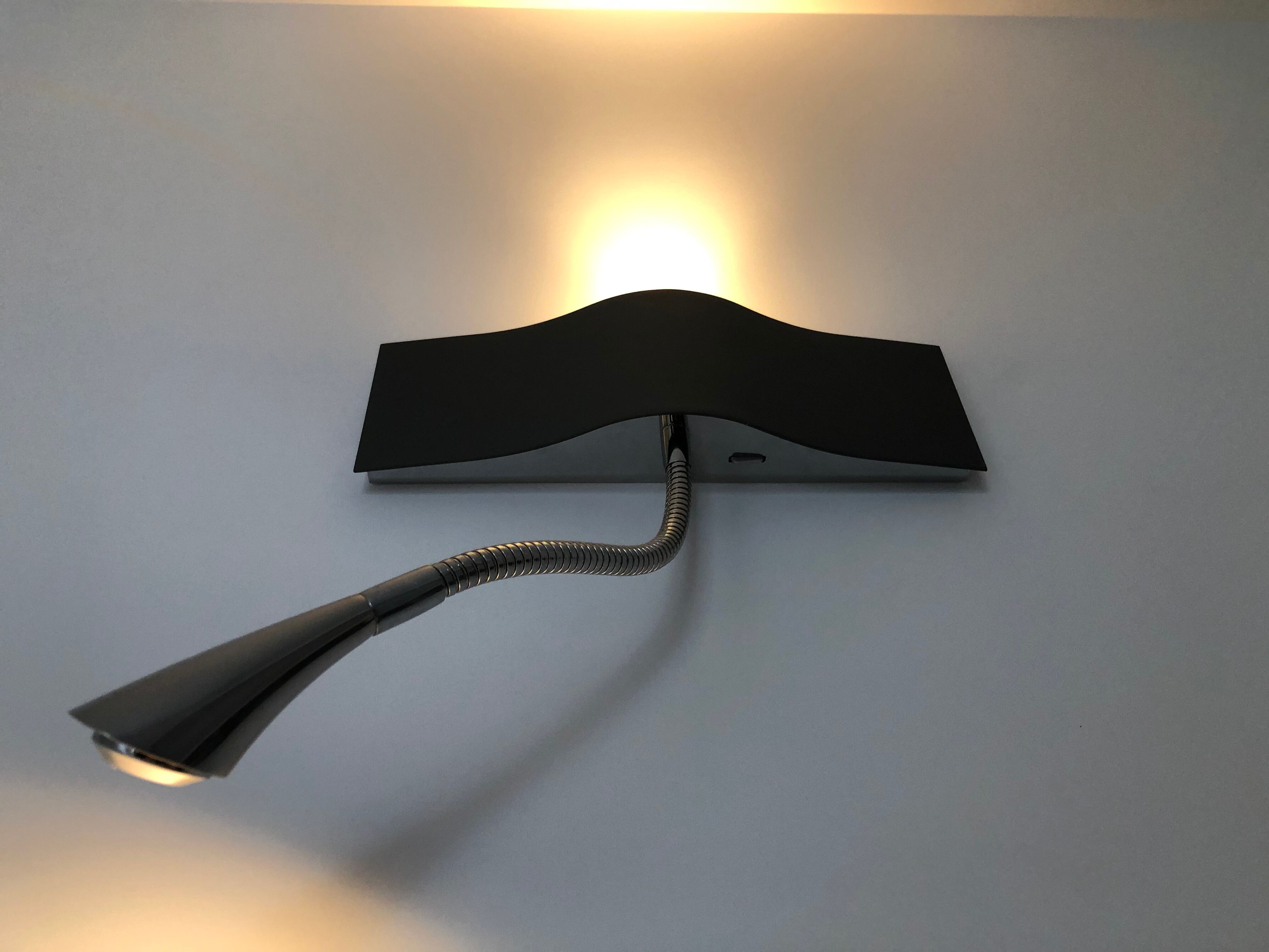 Philips anthracite metal sconce