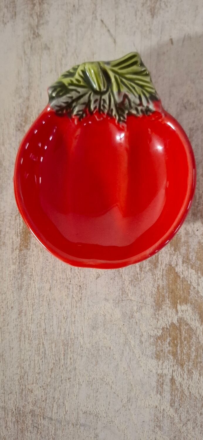 Two vintage fruit-shaped bowls