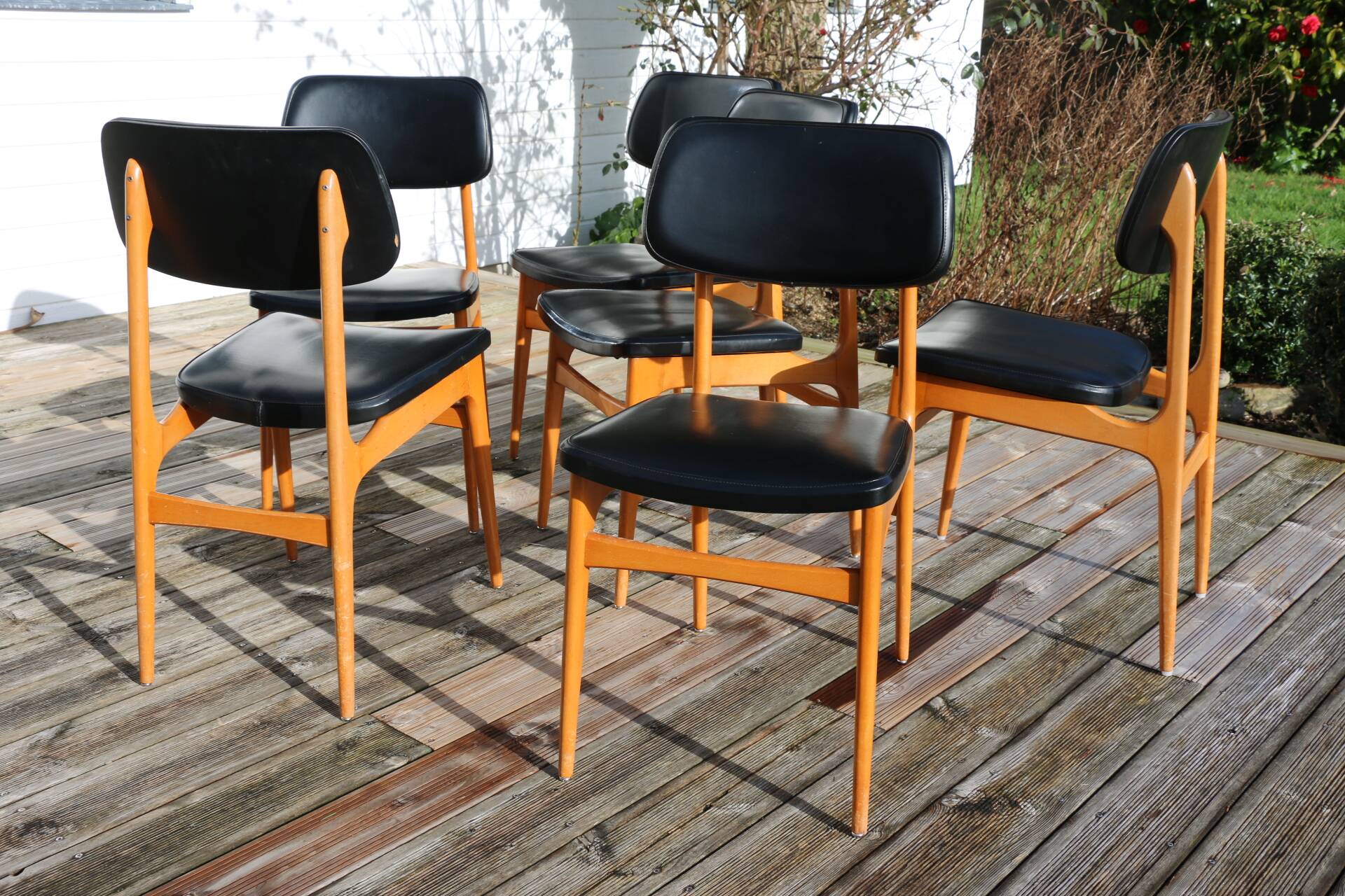 6 chaises Stella skaï noir hêtre clair