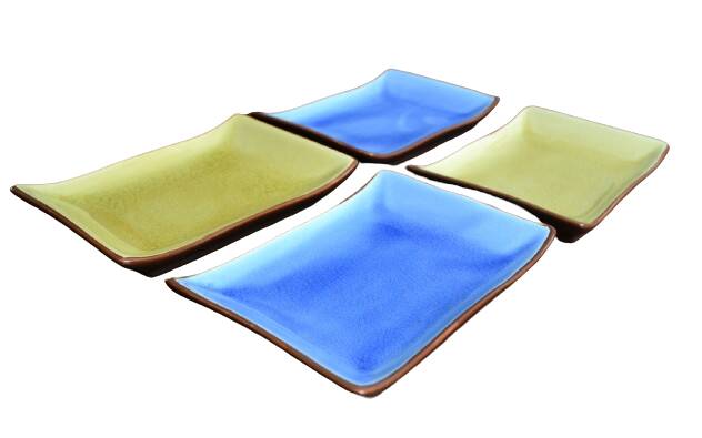 4 rectangular enameled ceramic cups