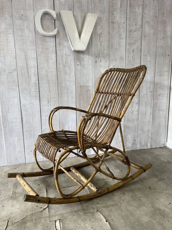 Rocking- chair en rotin vintage