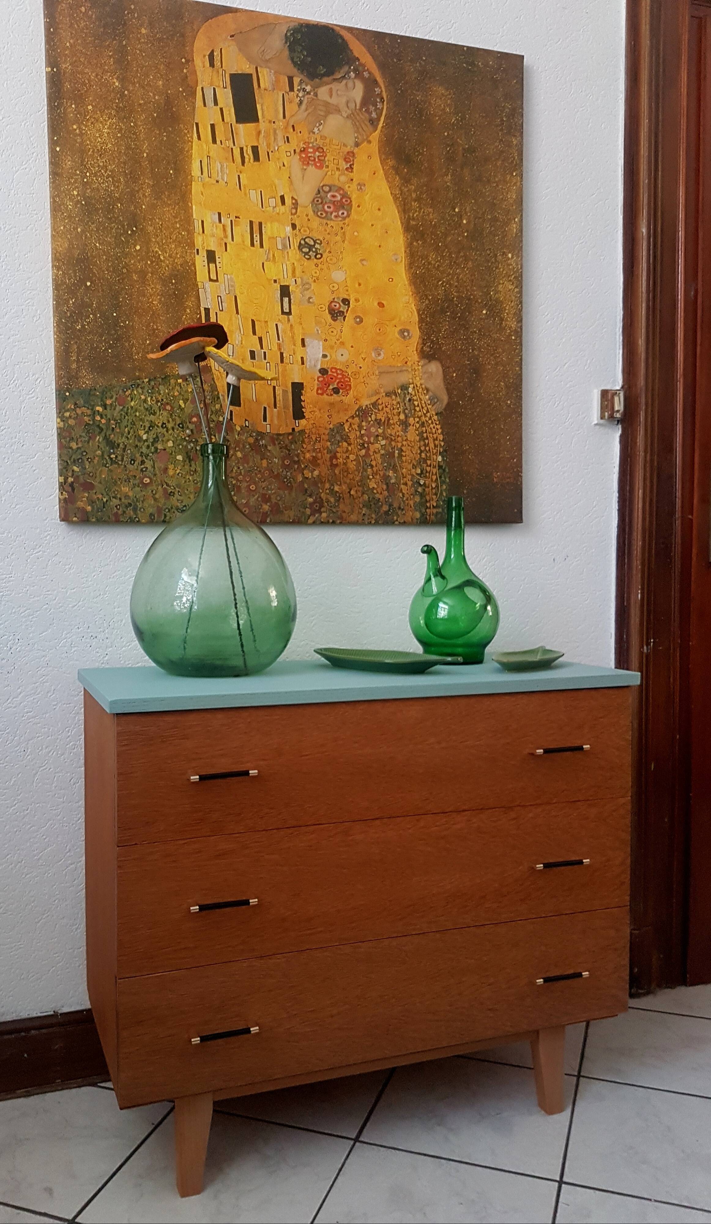 Vintage dresser
