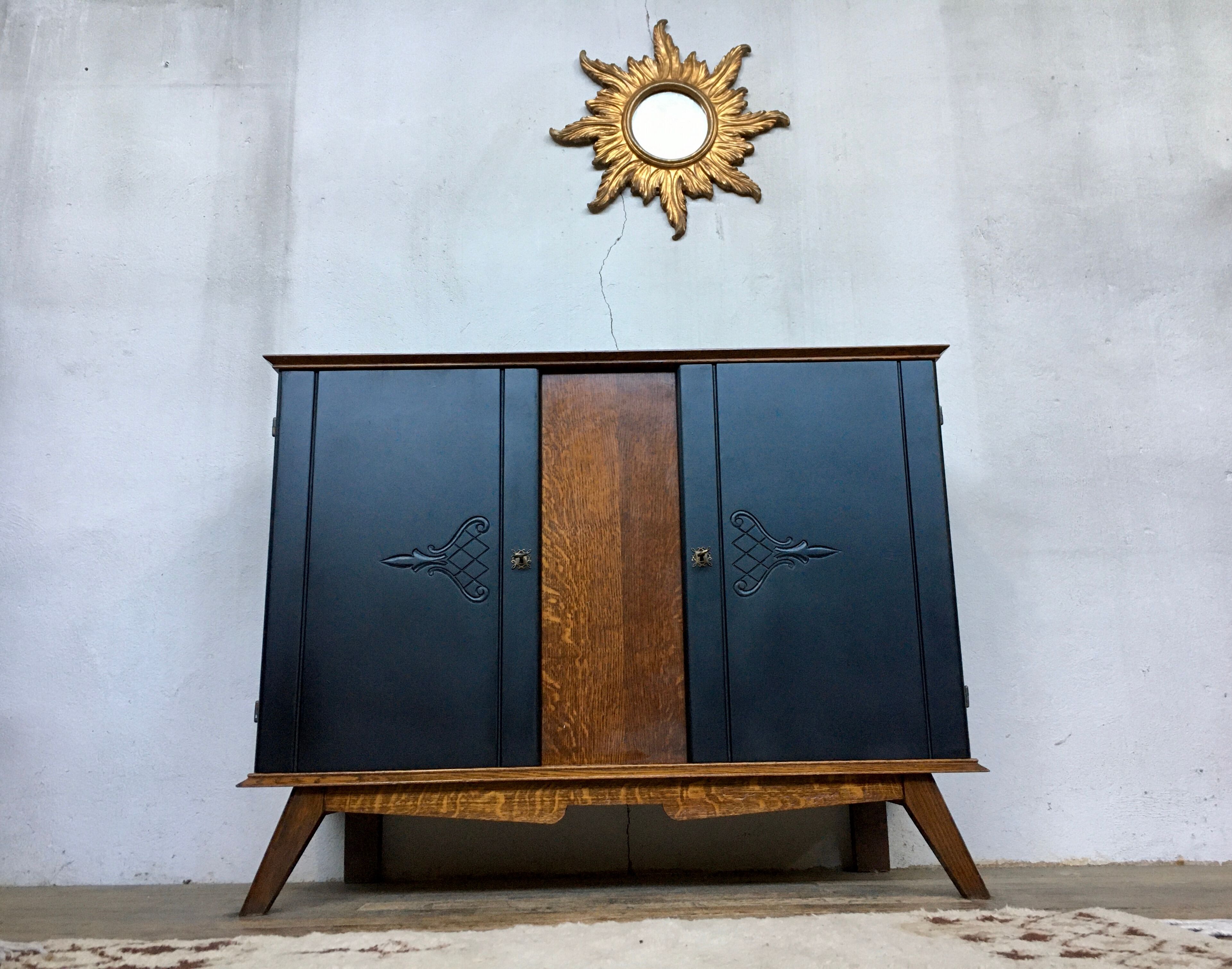 Vintage oak sideboard 1950/1960
