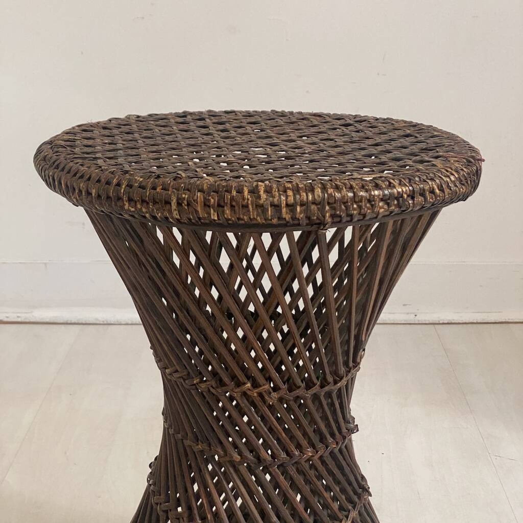 Tabouret tamtam diabolo vintage 1970's en rotin