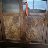 Bibliotheque en bois avec portes vitrées