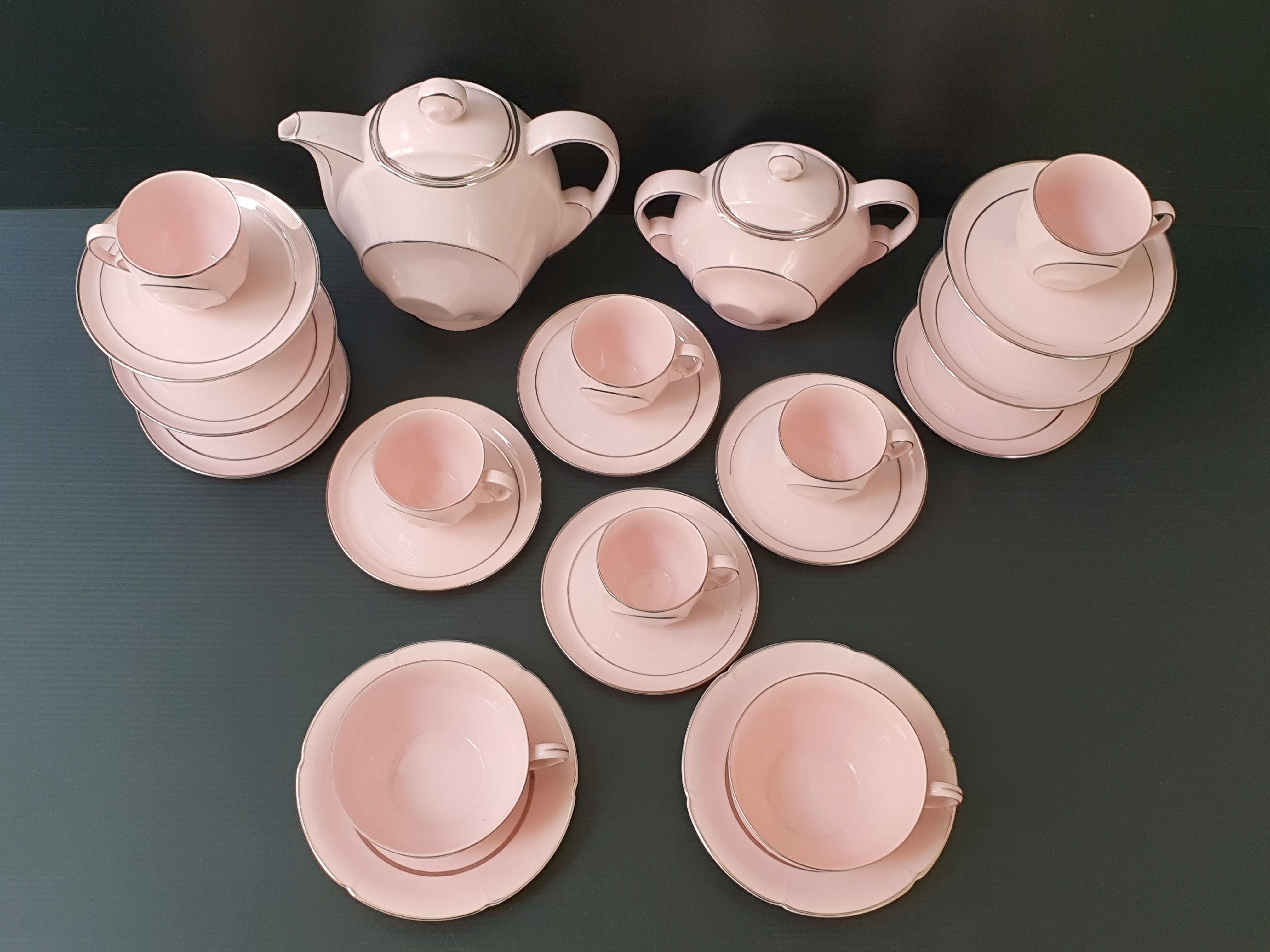 Service - coffee - lunch Epiag art deco