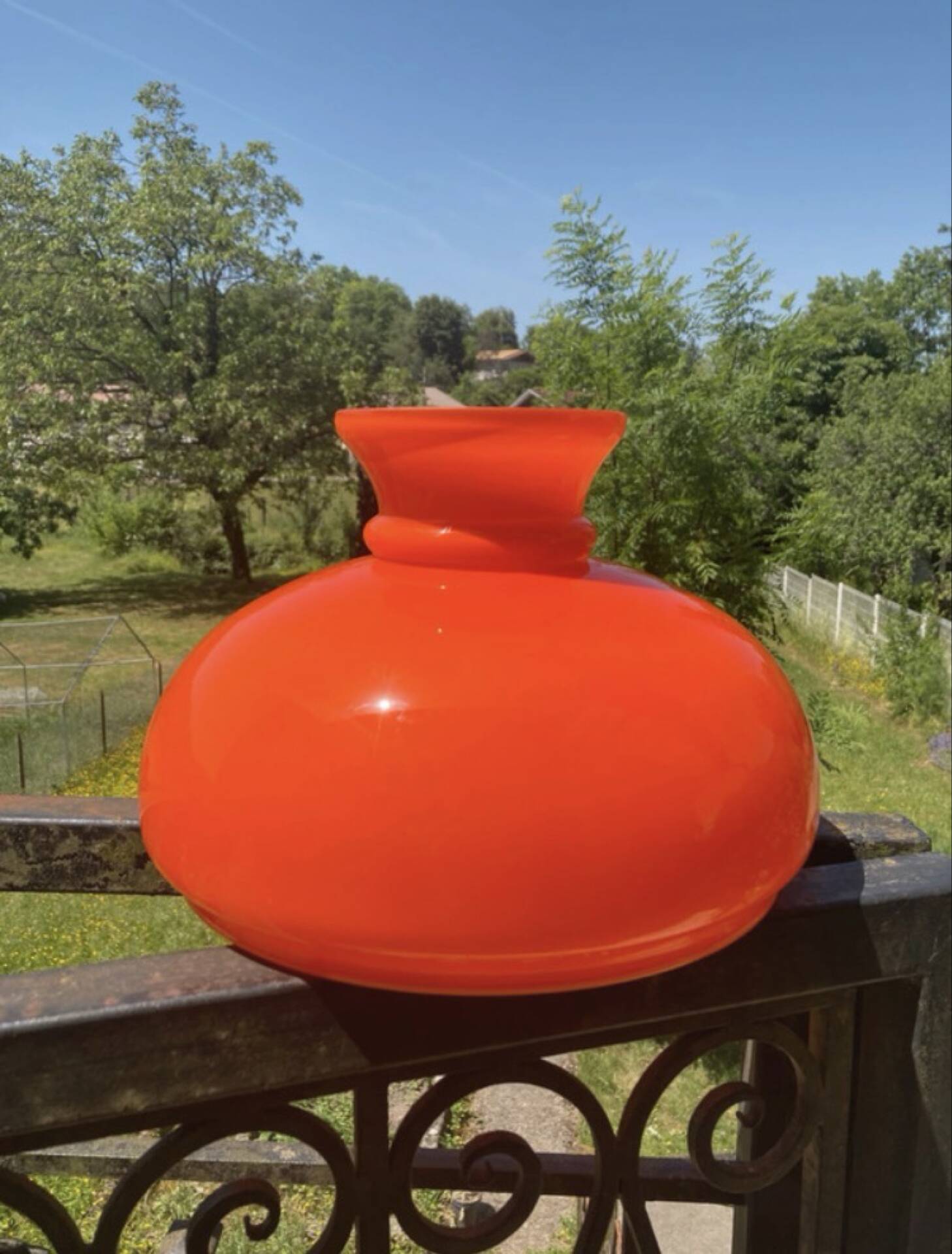 Suspension en opaline couleur orange flamboyante