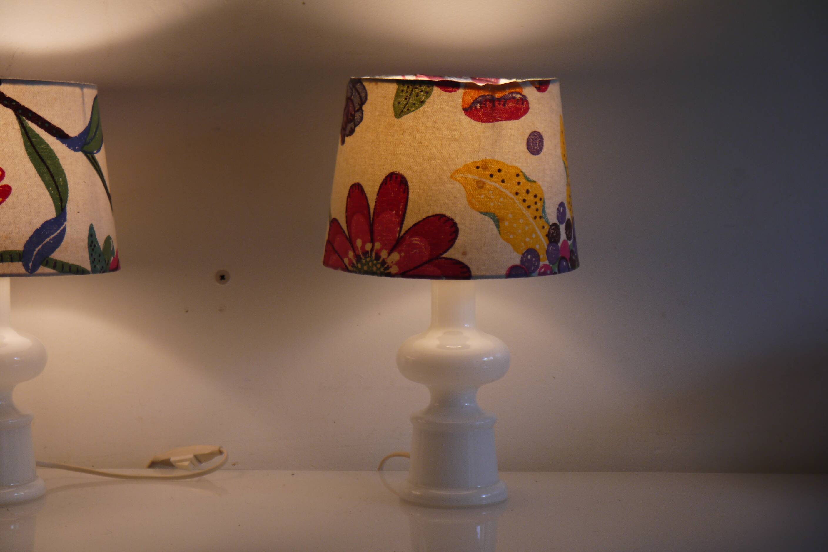 Paire de lampes suédoises en verre 1970
