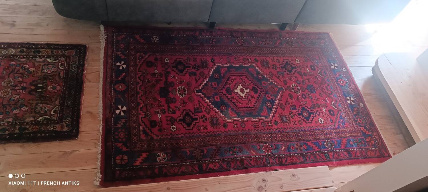 Tapis iranien vintage des années 1950. Travail artisanal, fait main.