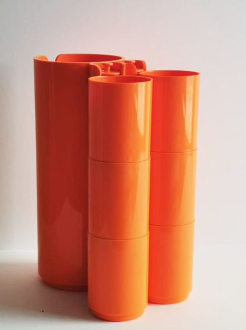 Service to orangeade 9 set designed by Jean-Pierre Vitrac in 1970.