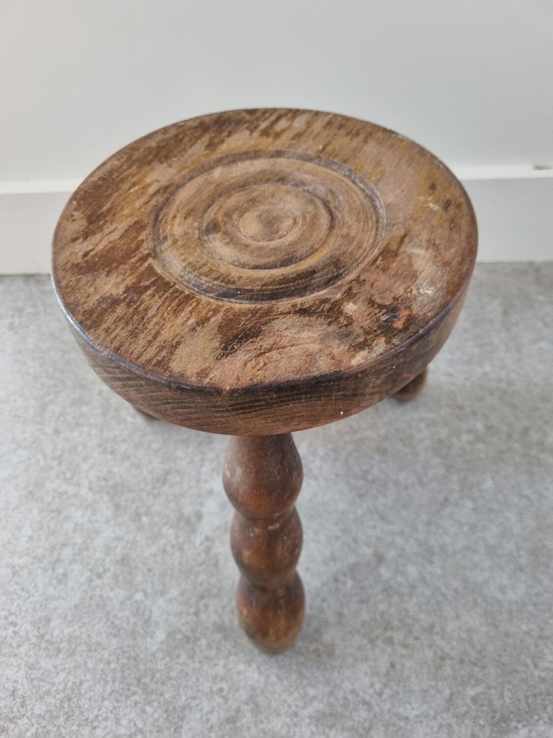 Brutalist trading stool