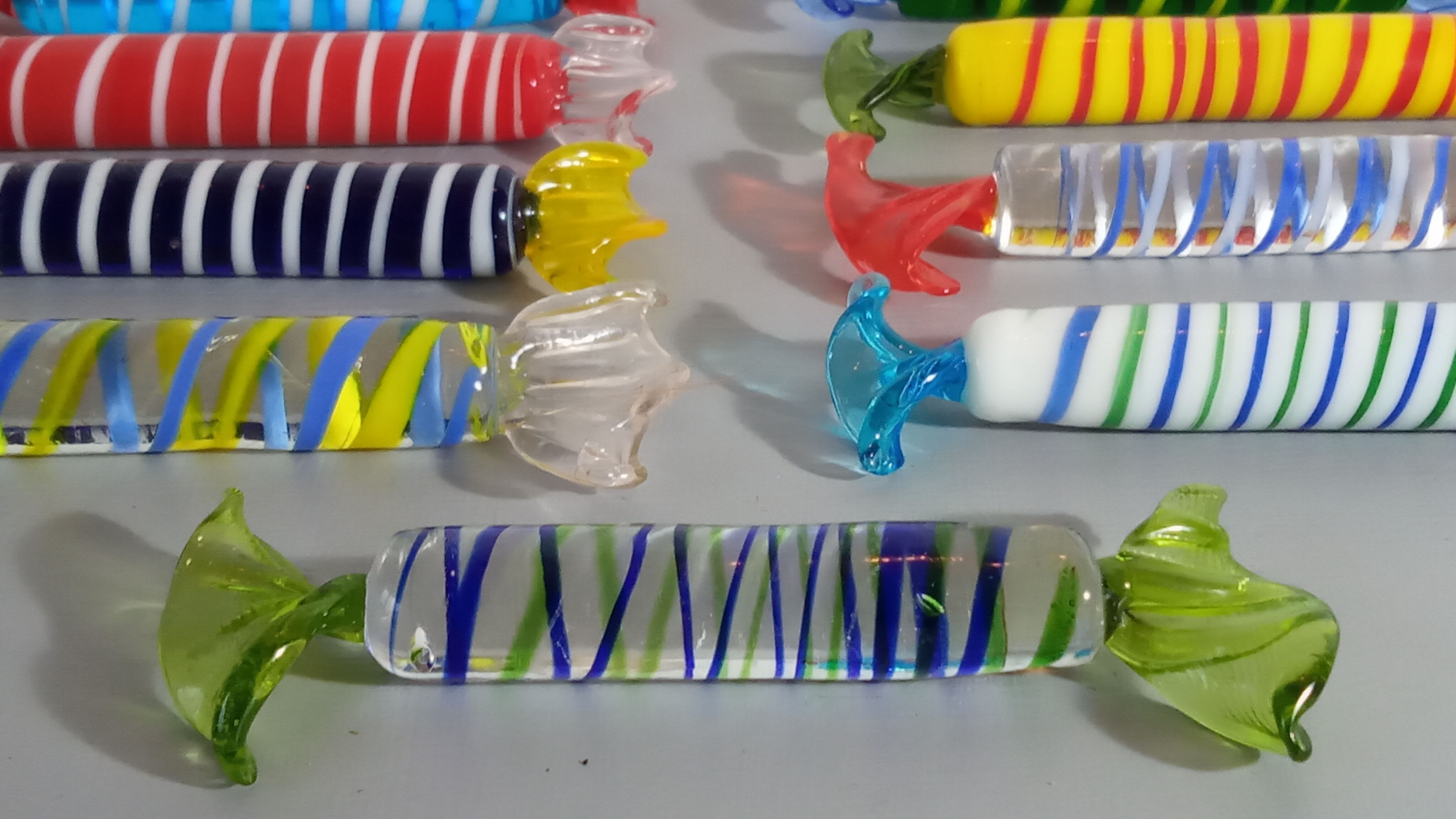 Set de 9 porte-couteaux en verre filé