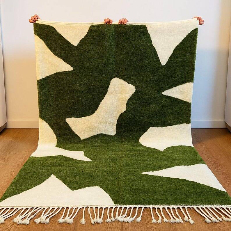 Moroccan Berber rug decorated 200cmx300cm