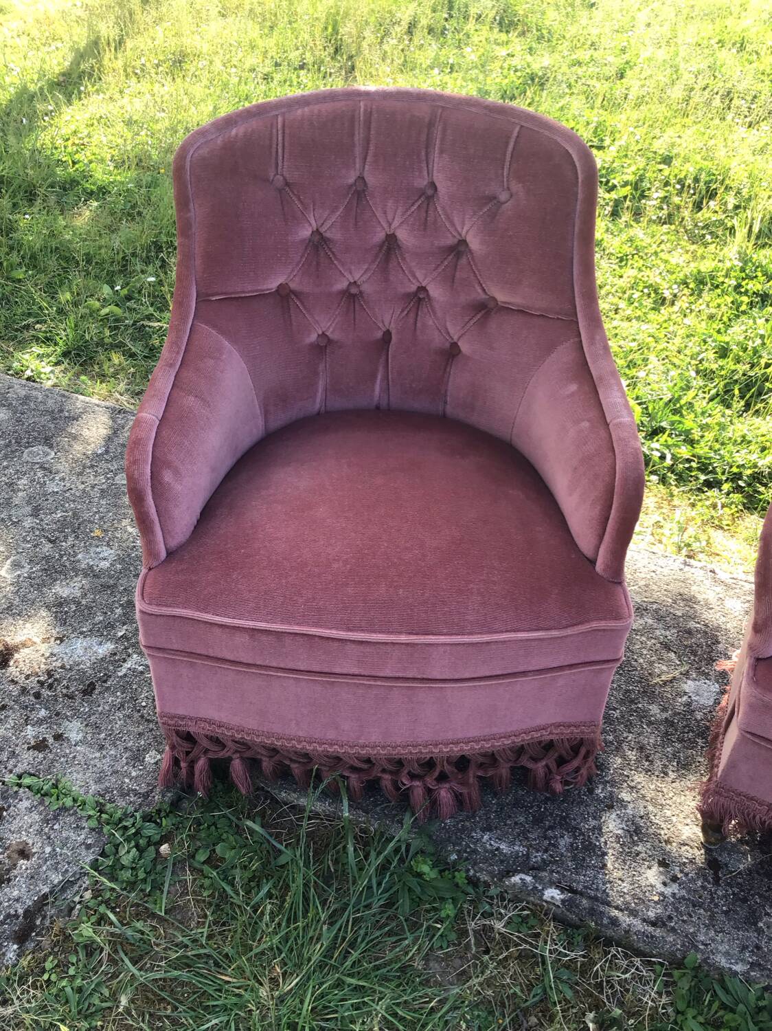 Sofa and 2 toad armchairs