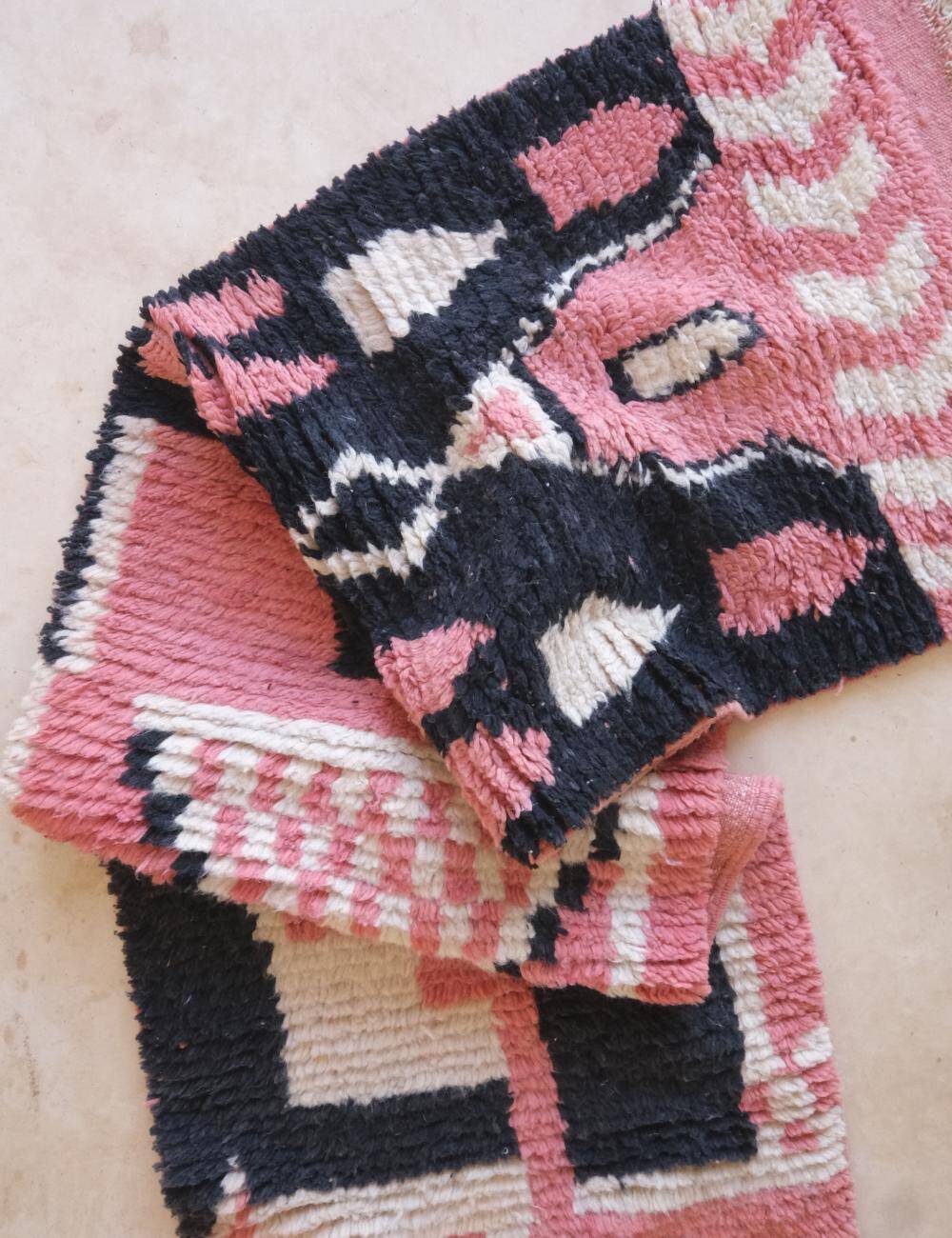 Pink Runner Rug - 379 x 71 cm