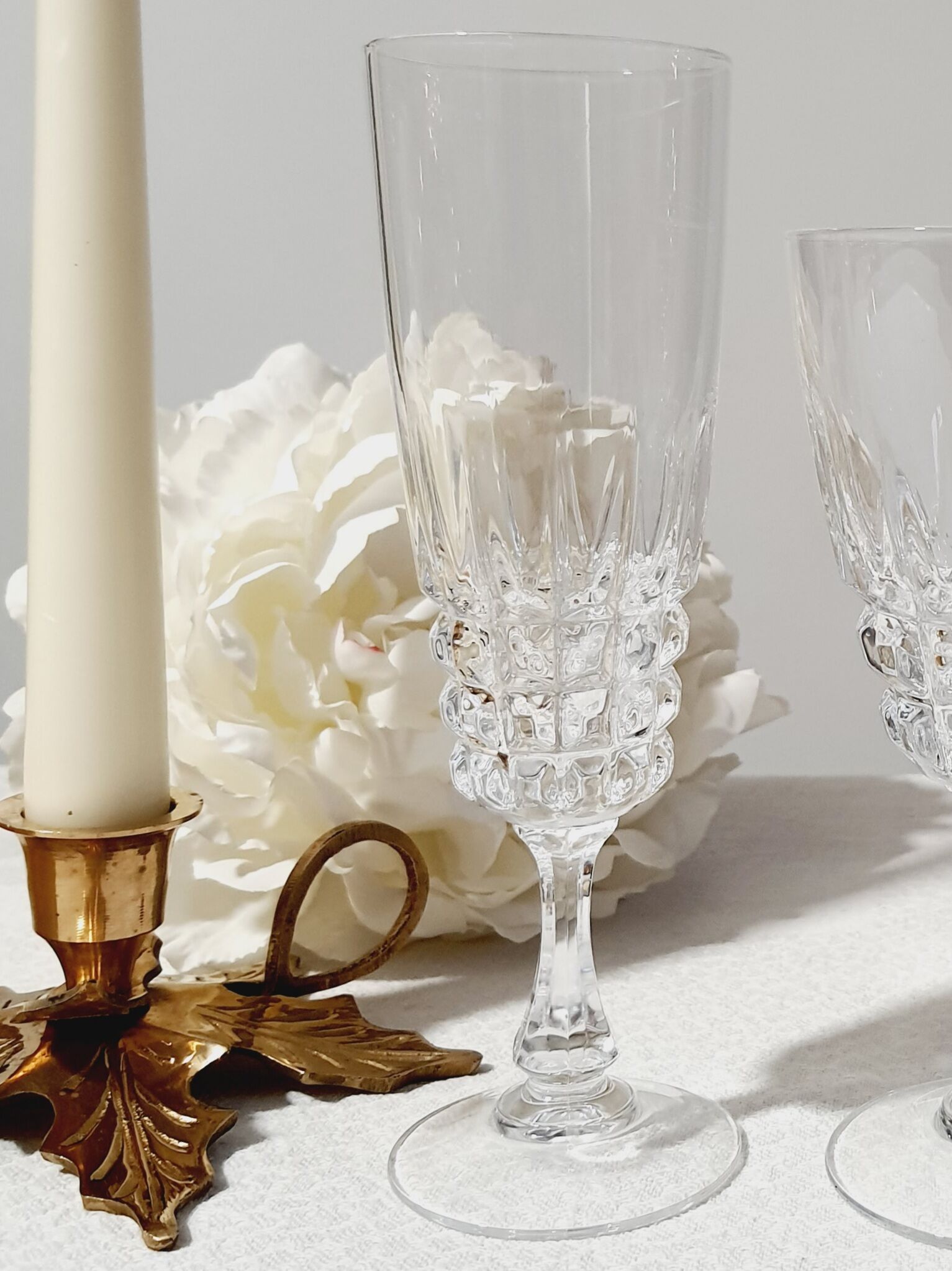 Lot of 17 flutes glass glass champagne crystal of Arques Pompadour