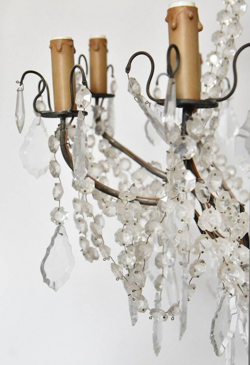 Chandelier with pendants