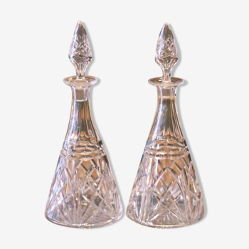 Pair of Harbridge crystal decanters (UK)