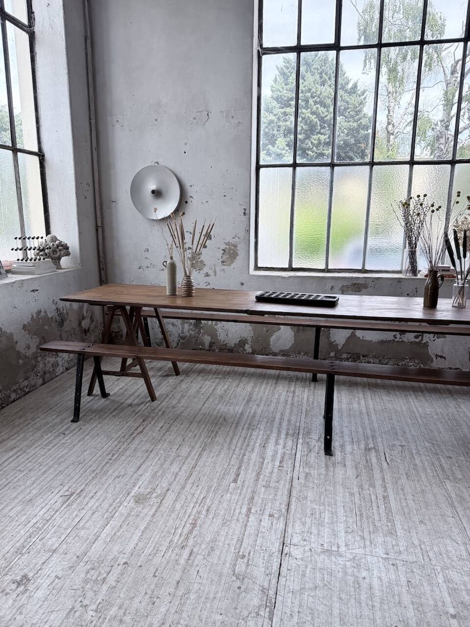 XXL trestle farm table 4m and its benches