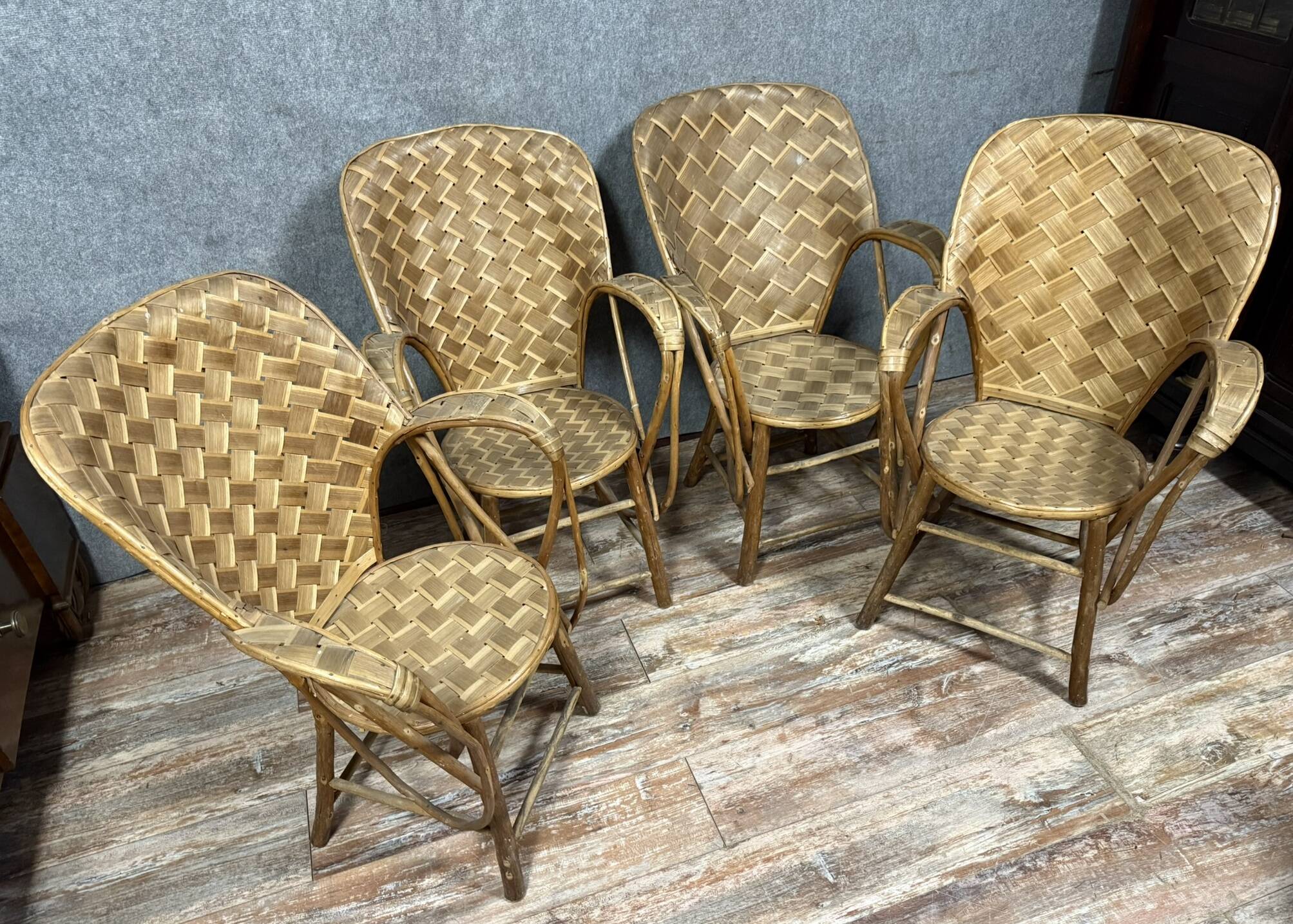 Set of 4 chestnut woven armchairs