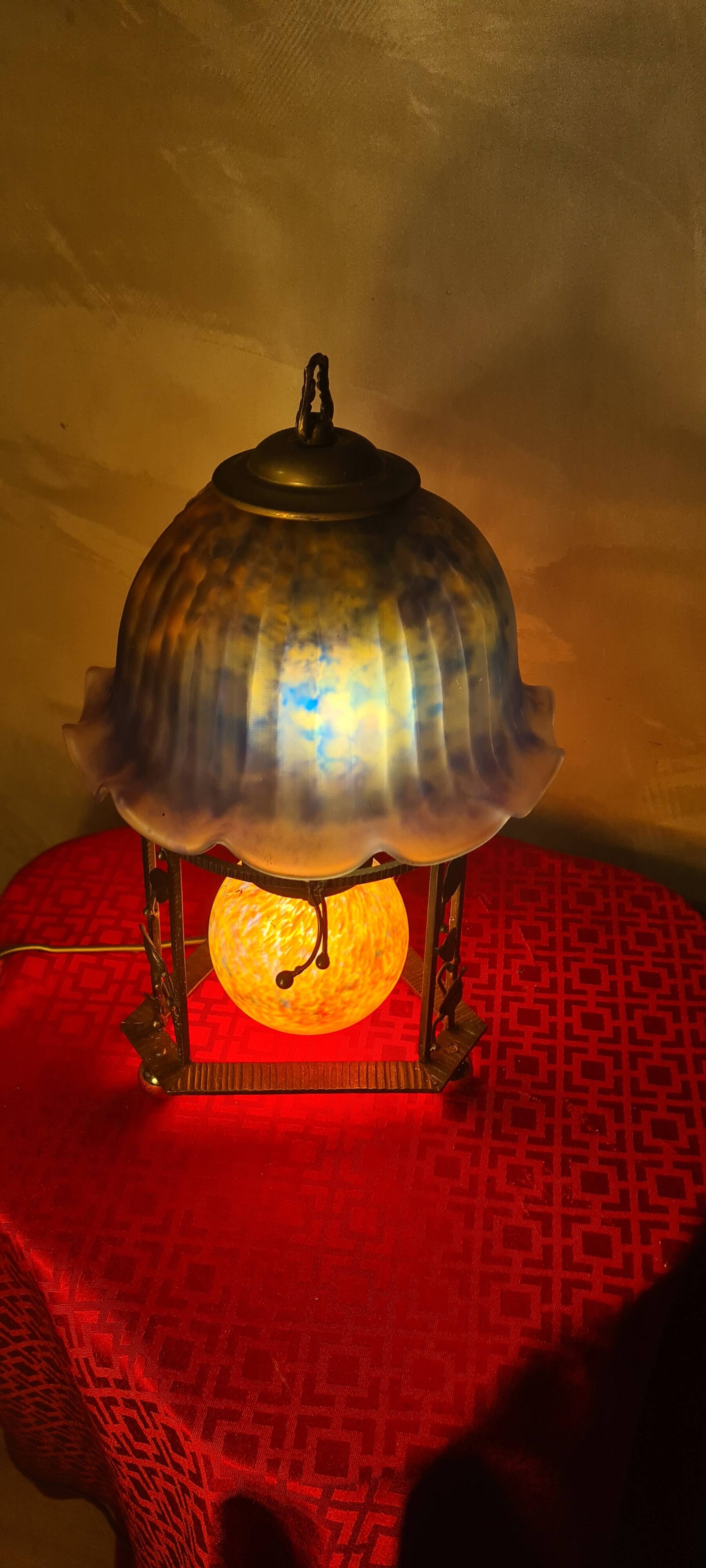 kiosk lamp wrought iron 1930 art deco molded glass paste, 38x22 elec ok,