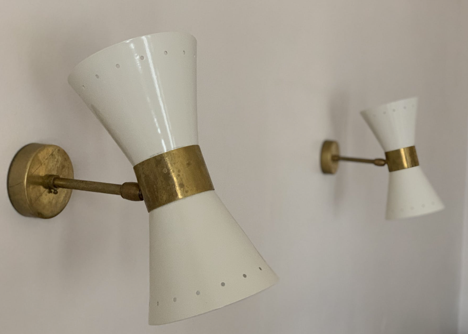 Pair of sconces de diabolo Italian