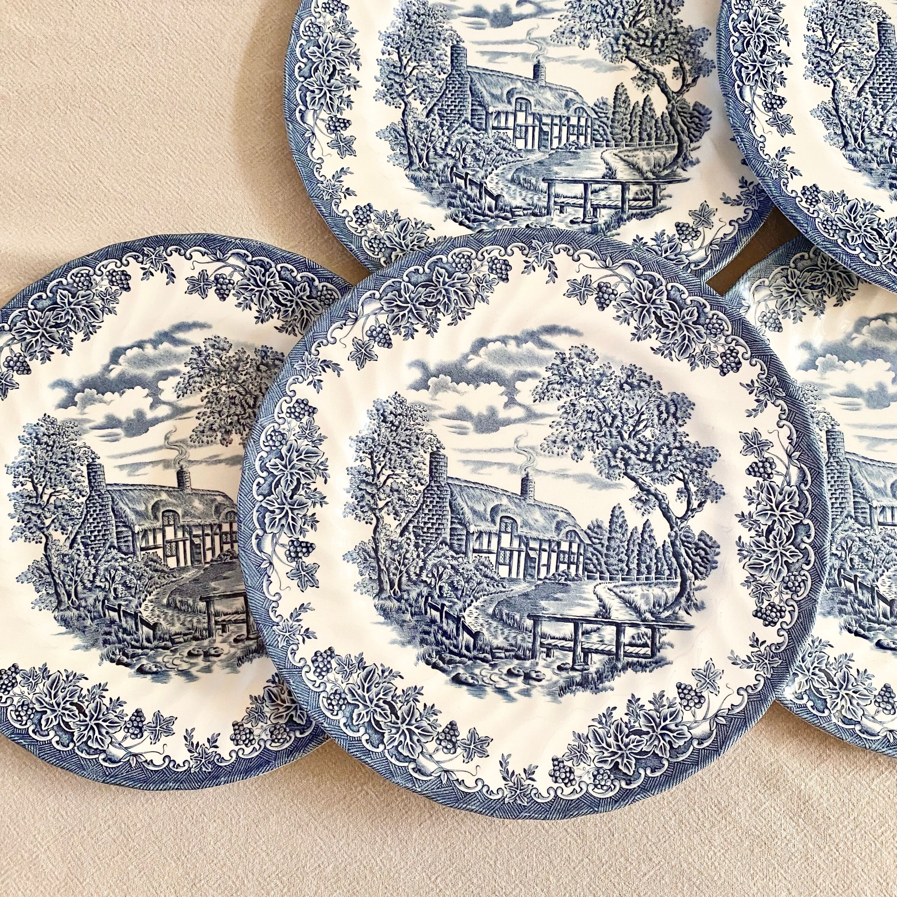 Blue English flat plates cottage