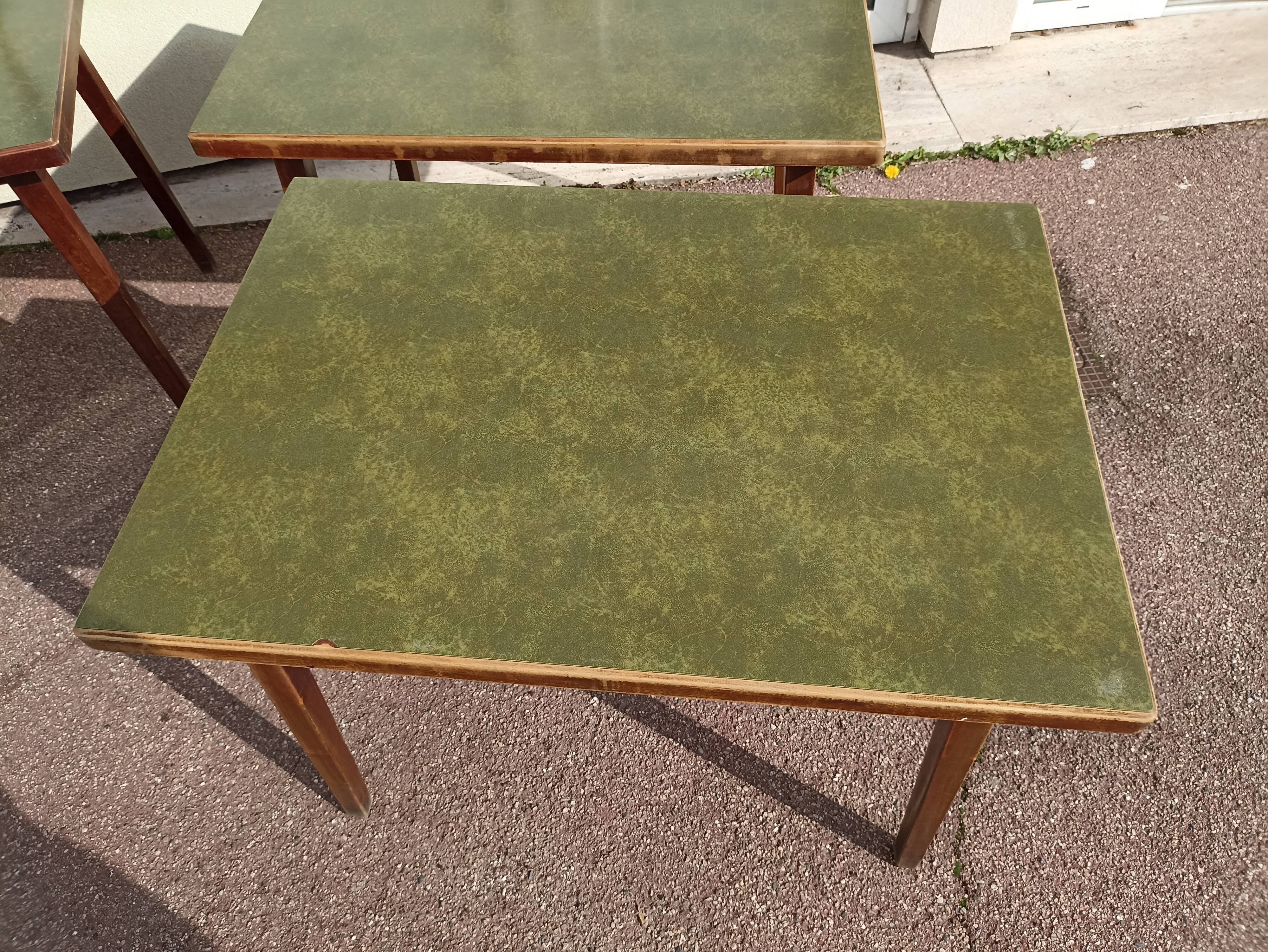 Set of 5 wooden and Formica bistro table