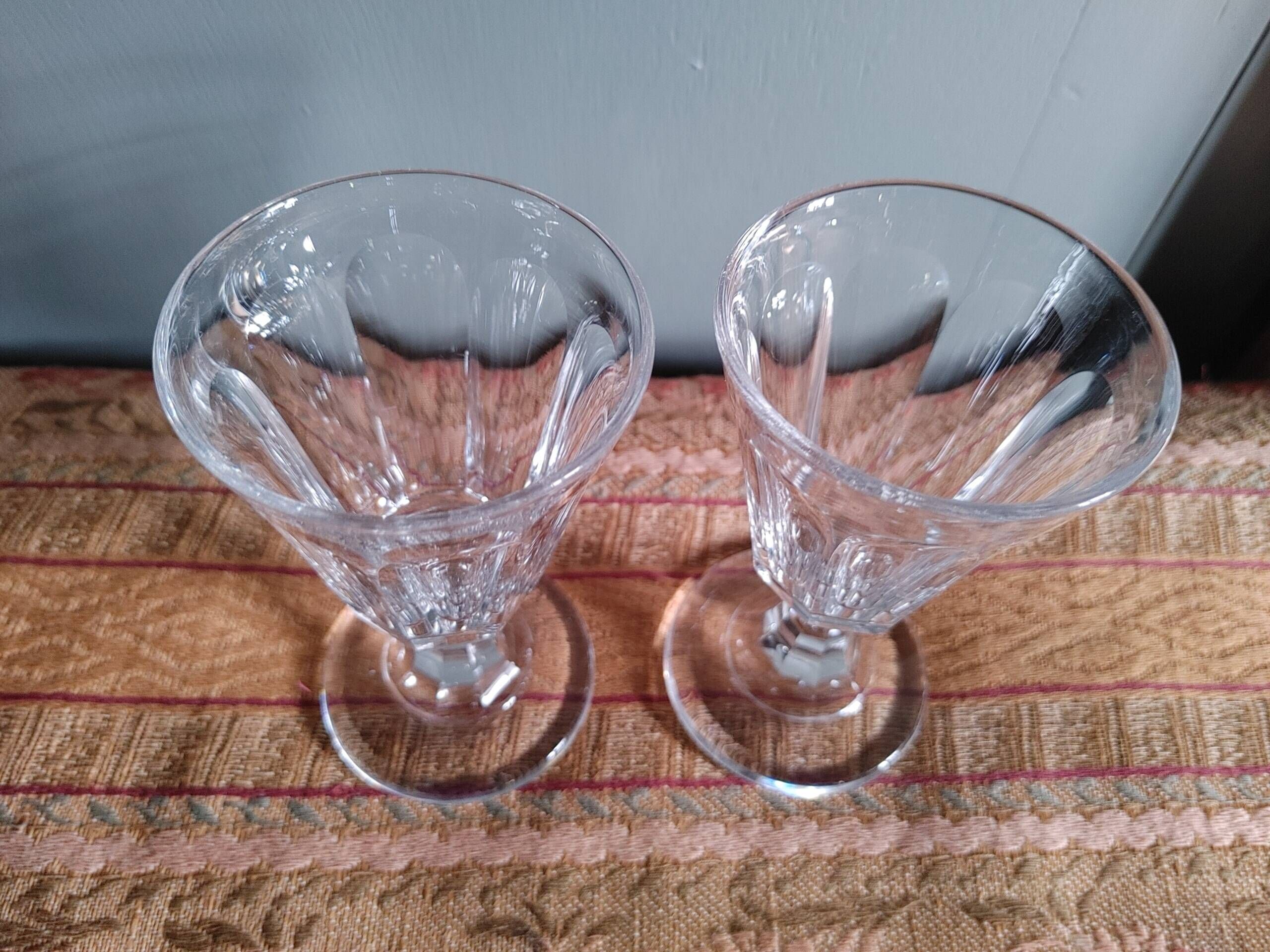2 WINE GLASSES IN CUT BACCARAT CRYSTAL, 19TH CENTURY PERIOD CIRCA 1850 - 11.4CM