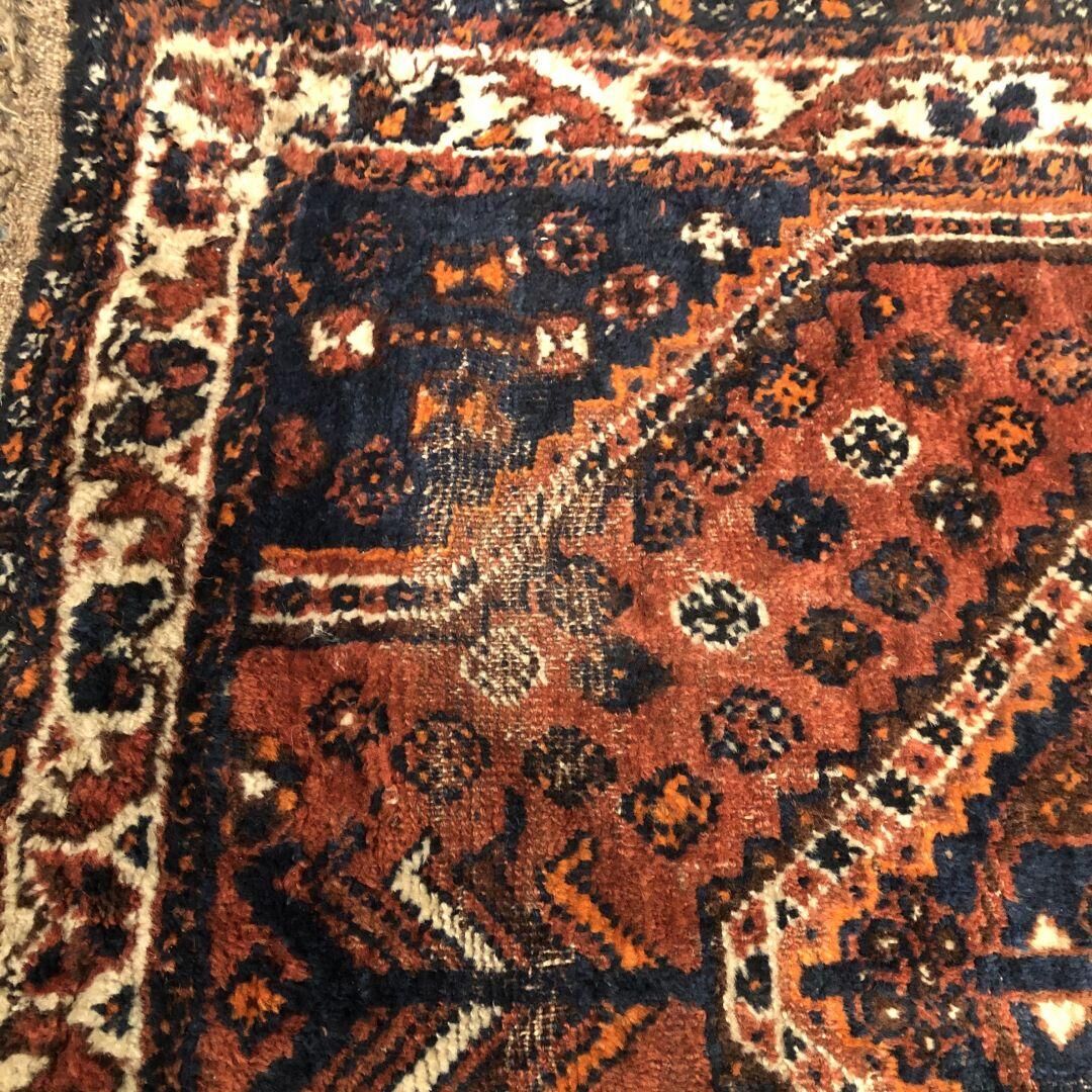 Tapis persan tissé à la main 162x110cm