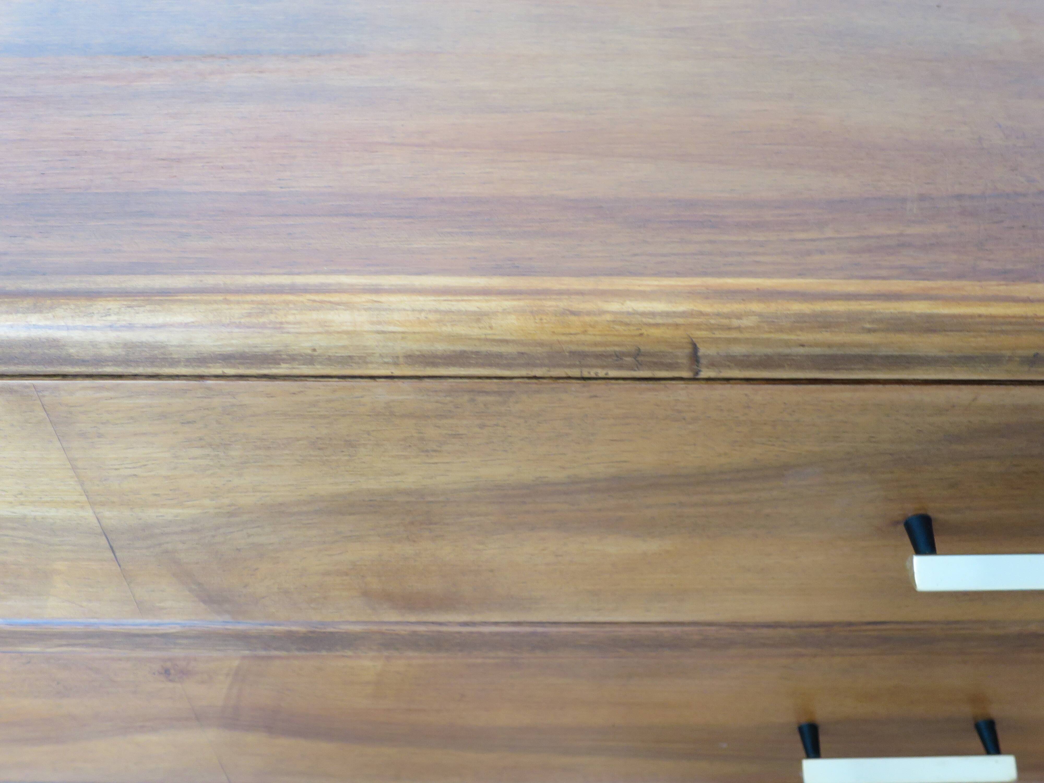 Cabinetmaker's chest of drawers - 4 drawers - golden oak - with oblique profile - compass feet - 1950