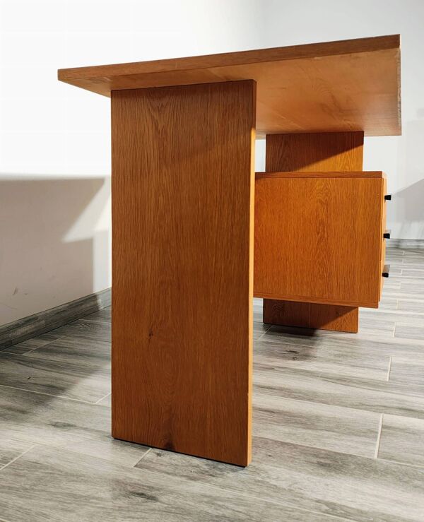 Bureau provenant d'Up Zavody, Tchécoslovaquie, années 1960