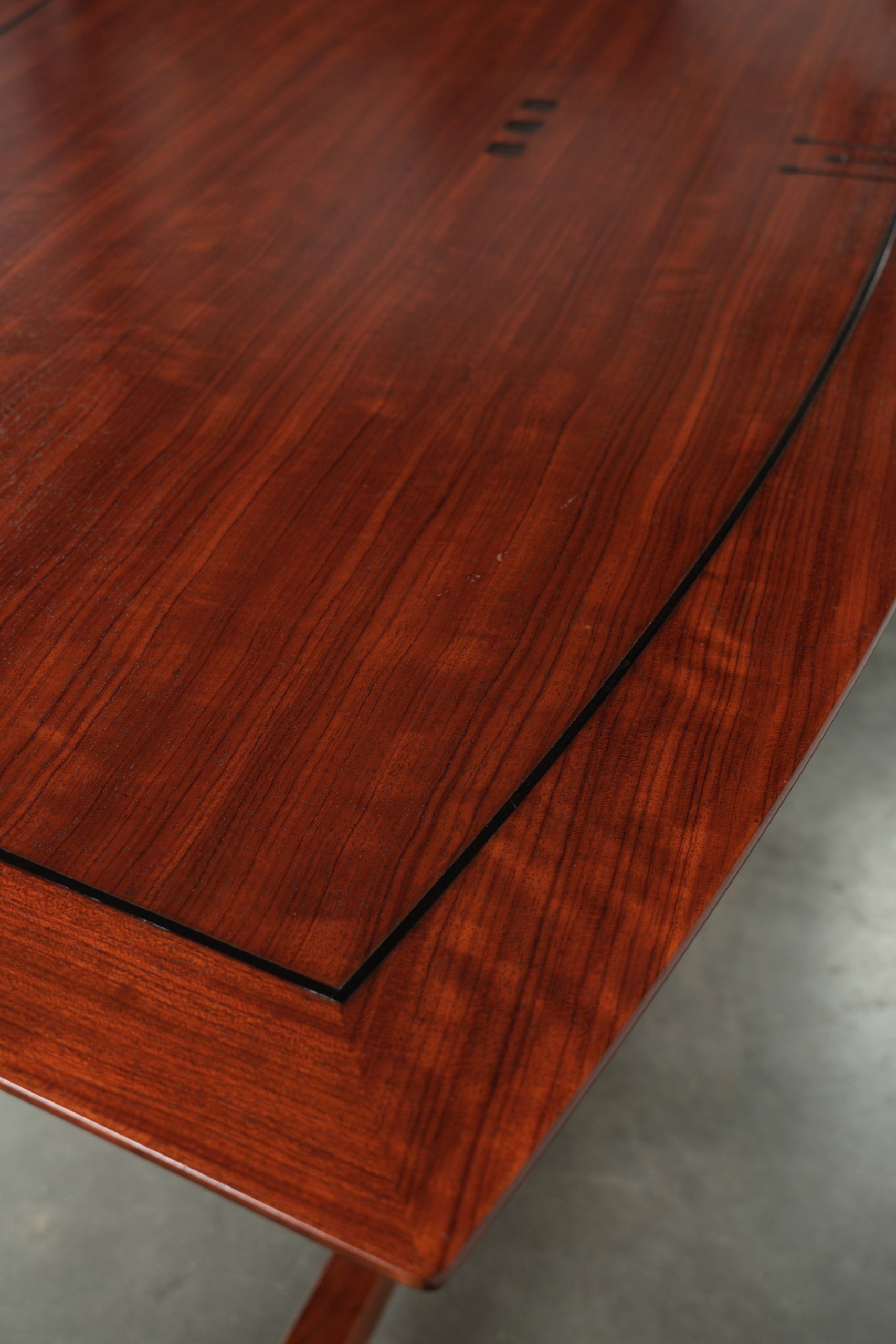 Luxurious curved writing desk/office desk in Art Deco design