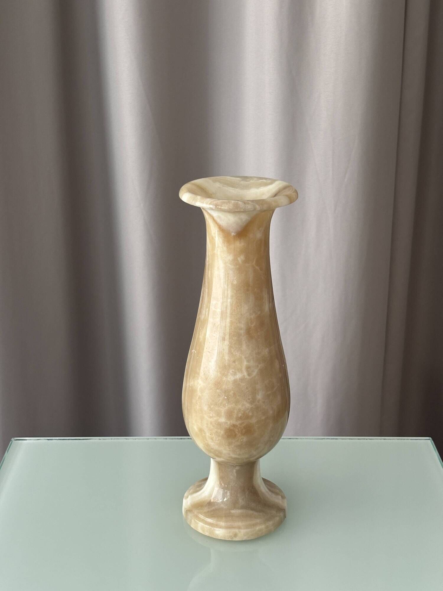 Vintage Italian Onyx Marble Vase – 25 cm – Honey & Cream Stone