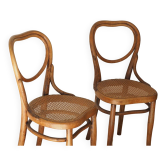2 Heart chairs n28 THONET