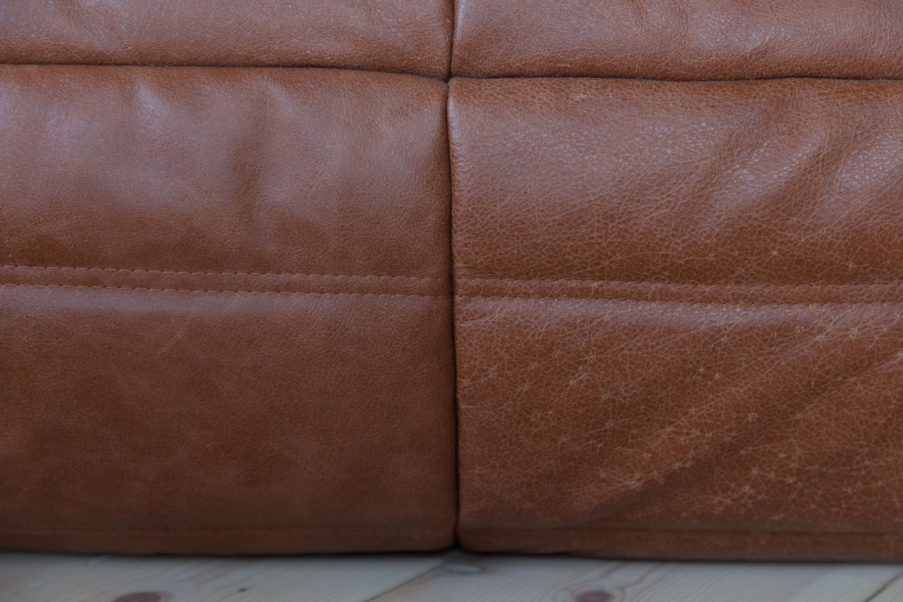 Togo sofa set model designed by Michel Ducaroy 1973