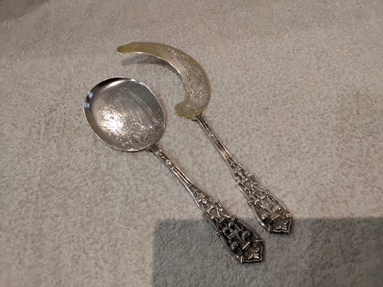 Silver ice cream serving set 800 boar renaissance griffin