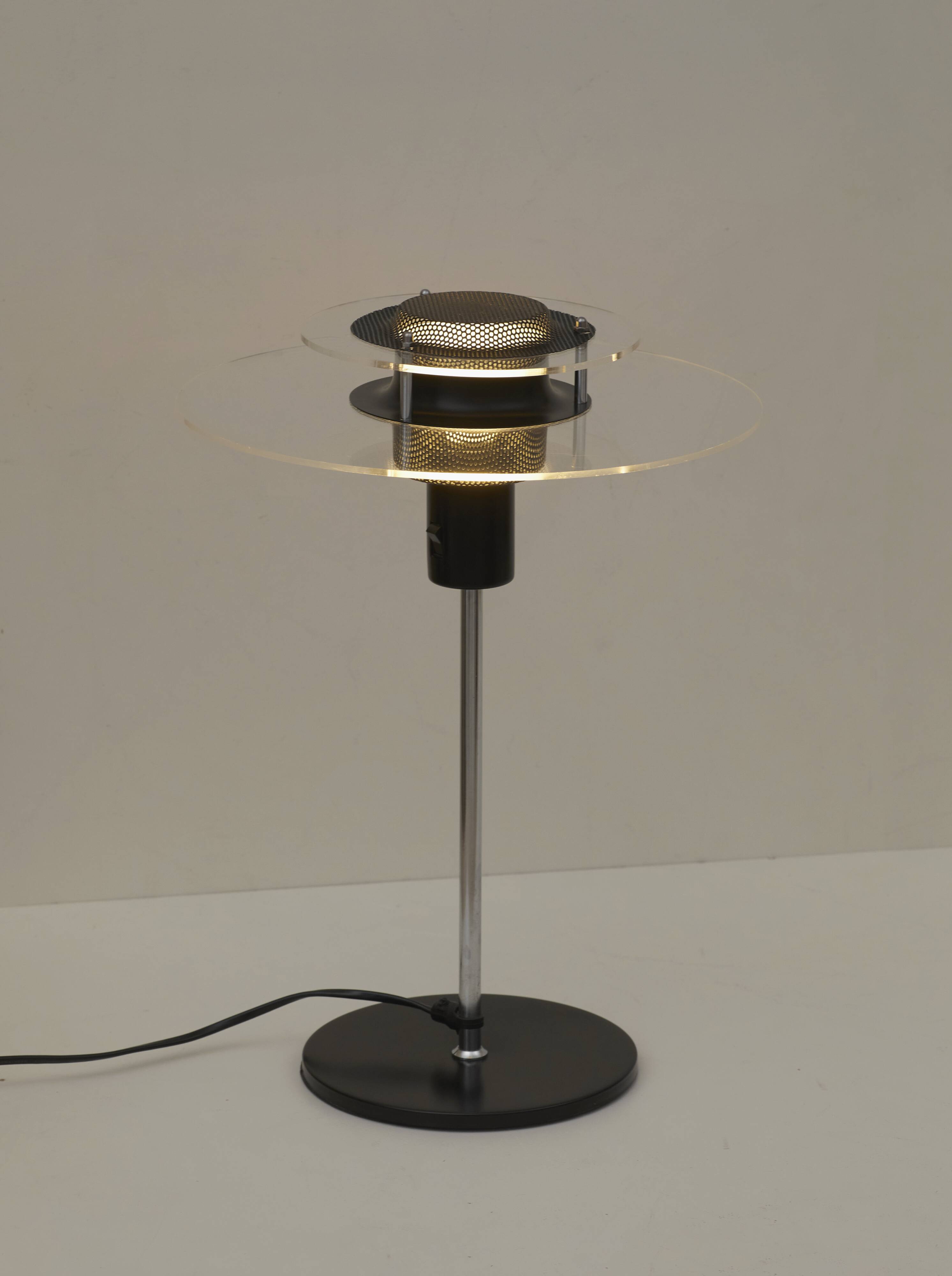 Postmodern lamp in metal and plexiglass Cirkel vintage Ikea 1990