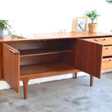 Teak row by Jentique * 168 cm